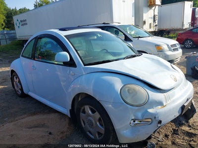 VOLKSWAGEN NEW BEETLE 2000