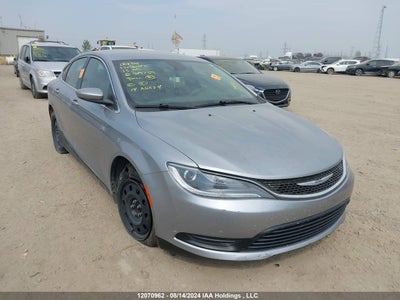 CHRYSLER 200 2015