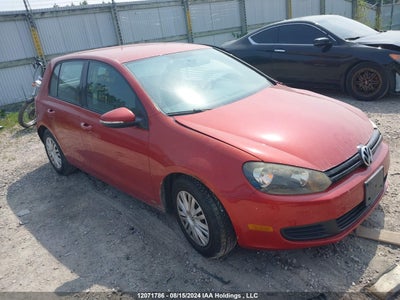 VOLKSWAGEN GOLF 2010