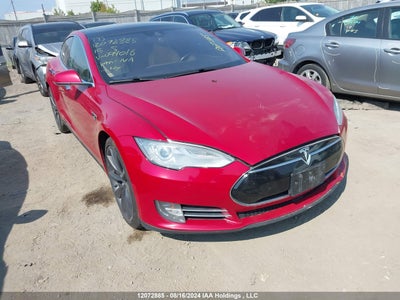 TESLA MODEL S 2015