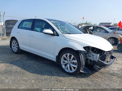 VOLKSWAGEN GOLF 2021