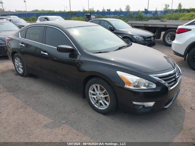 NISSAN ALTIMA 2015