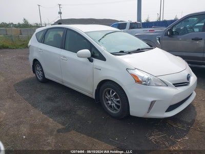 TOYOTA PRIUS V 2014
