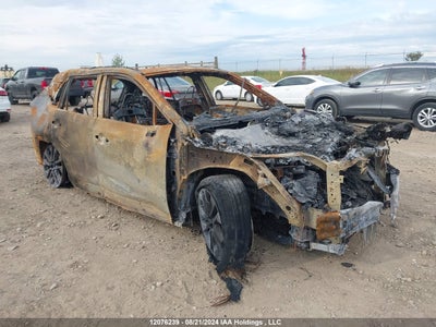 TOYOTA RAV4 XLE 2022