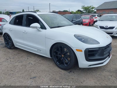 PORSCHE MACAN 2024