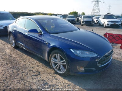 TESLA MODEL S 2015