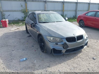 BMW 3 SERIES 2011