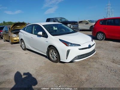 TOYOTA PRIUS 2021