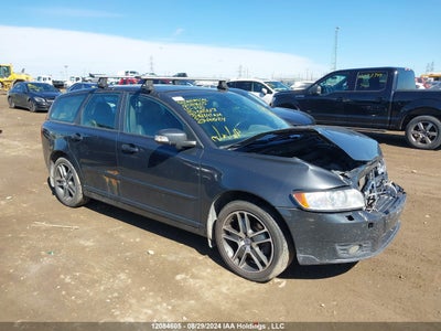 VOLVO V50 2010