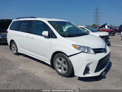 TOYOTA SIENNA LE V6 2020