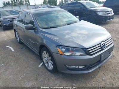 VOLKSWAGEN PASSAT 2013