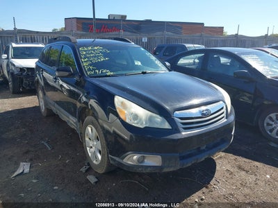 SUBARU OUTBACK 2011