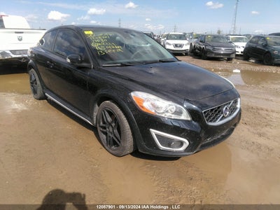 VOLVO C30 2011