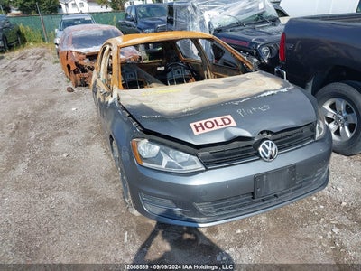 VOLKSWAGEN GOLF 2016