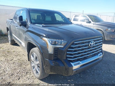 TOYOTA TUNDRA 2023