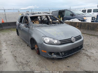 VOLKSWAGEN GOLF WAGON 2012