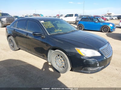CHRYSLER 200 2013