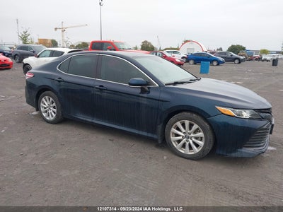 TOYOTA CAMRY 2019