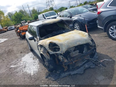 MINI COOPER HARDTOP 2011