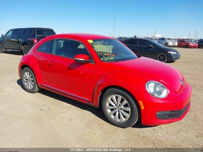 VOLKSWAGEN BEETLE 2012