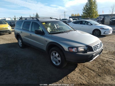 VOLVO V70 2004