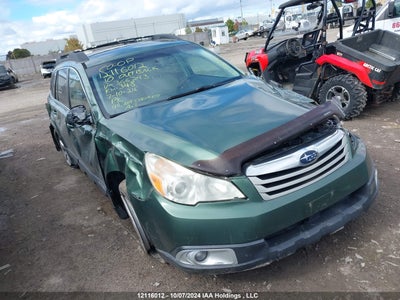 SUBARU OUTBACK 2010