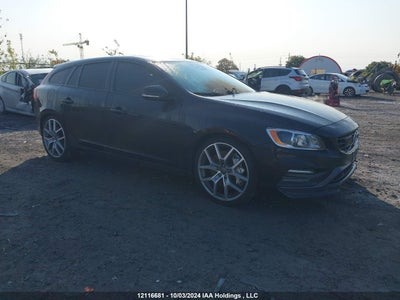 VOLVO V60 T6 2015