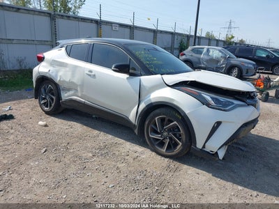 TOYOTA C-HR 2021
