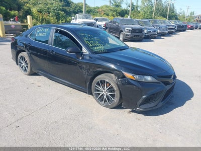 TOYOTA CAMRY 2021
