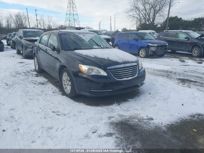 CHRYSLER 200 2013