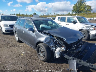 VOLKSWAGEN GOLF WAGON 2013