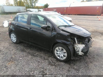 TOYOTA YARIS 2015
