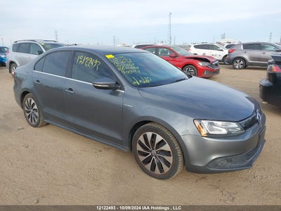 VOLKSWAGEN JETTA SEDAN 2013
