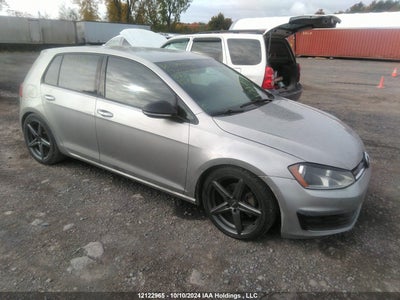 VOLKSWAGEN GOLF 2015