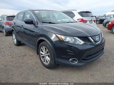 NISSAN QASHQAI 2019
