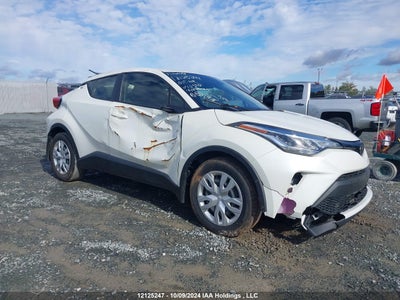 TOYOTA C-HR 2021