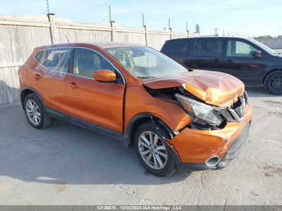 NISSAN QASHQAI 2019