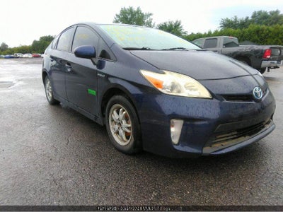 TOYOTA PRIUS 2013