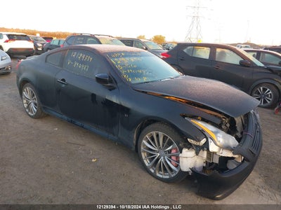 INFINITI Q60 2015