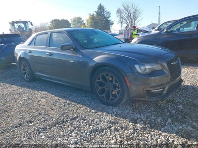 CHRYSLER 300 2018