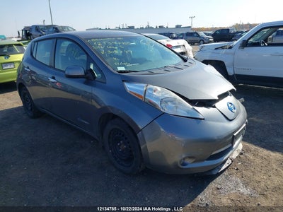 NISSAN LEAF 2016