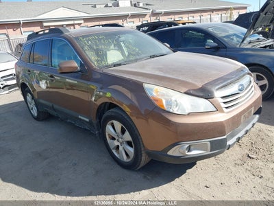 SUBARU OUTBACK 2011