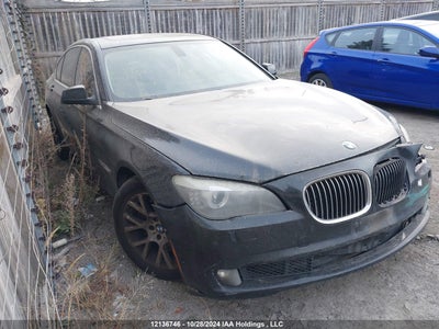 BMW 750 2012