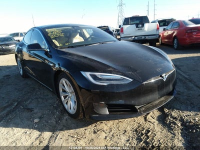 TESLA MODEL S 2016