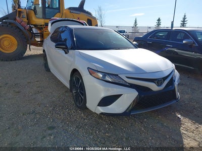 TOYOTA CAMRY 2018