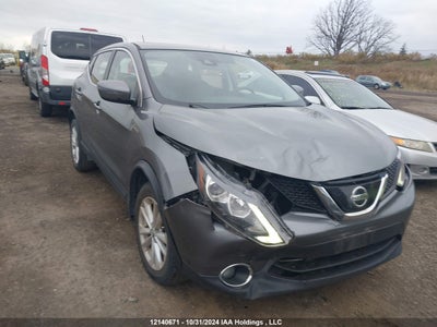 NISSAN QASHQAI 2019