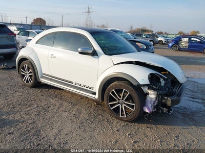 VOLKSWAGEN BEETLE 2018
