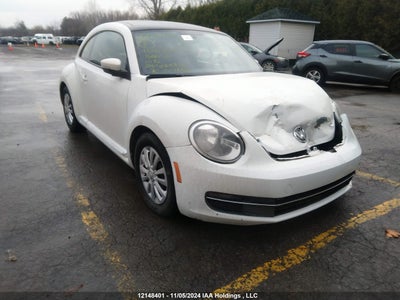 VOLKSWAGEN BEETLE COUPE 2016