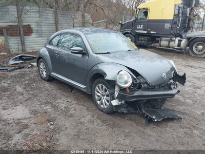 VOLKSWAGEN BEETLE 2014