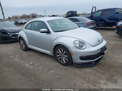 VOLKSWAGEN BEETLE 2012